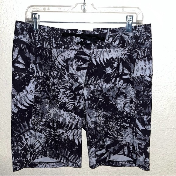 Lululemon Current State Short Board Short *9"  Updated Canopy Ice Grey Black - Picture 1 of 4